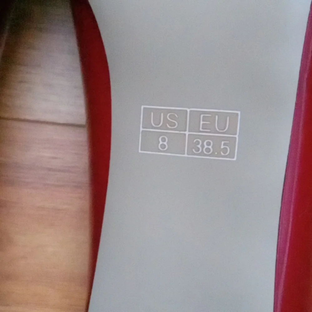 Skysterry | Rich Red Patent Heels - Picture 6 of 7